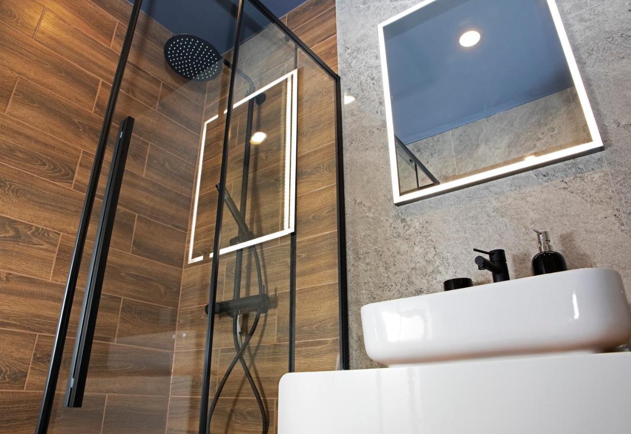 גדינייה Luxus Apartament Tulipan מראה חיצוני תמונה