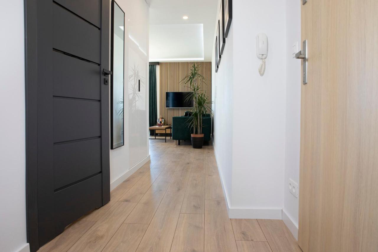 גדינייה Luxus Apartament Tulipan מראה חיצוני תמונה